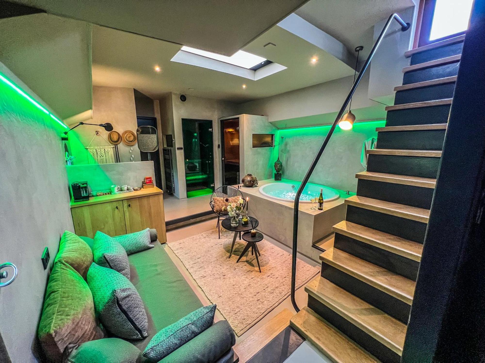 Boat & Boost Amsterdam Bed & Breakfast Exterior photo